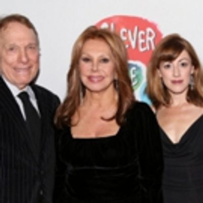 Photo Coverage: Marlo Thomas &amp; CLEVER LITTLE LIES Company Celebrate Opening Night