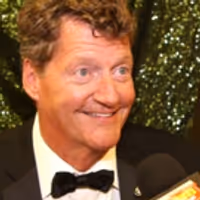 TV: HAMILTON's Howell Binkley on Taking Home the Tony for Best Lighting Design of a… Video