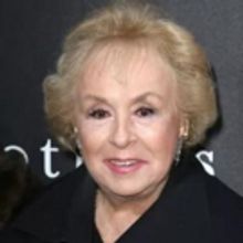 Cast of EVERYBODY LOVES RAYMOND Pays Tribute to Late Actress Doris Roberts