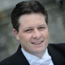 Tenor Anthony Kearns Sings O'America in Chicago, Video Clip Now Available