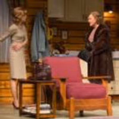 BWW REVIEW: Stellar Cast Wanders OFF THE MAIN ROAD in Williamstown