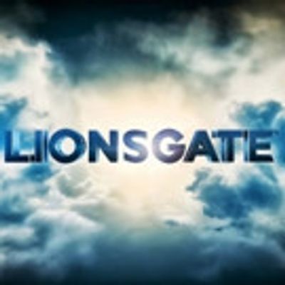 Author and Comedian Hannah Hart Signs First Look Deal with Lionsgate