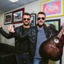 Eric Church Meets Madame Tussauds Nashville Wax Figure Backstage at Sold-out Staples…