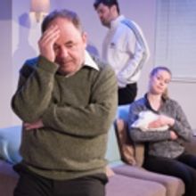 BWW Review: DOG ENDS, Tabard Theatre