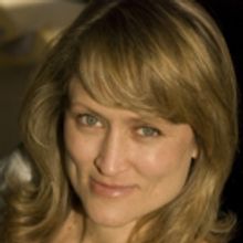 Angela Reed Talks BROKEN GLASS at Westport Country Playhouse