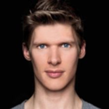 Welcome to Twitter GREAT COMET Star Lucas Steele!