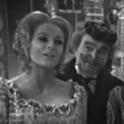 VIDEO: Watch 'Lost' Footage of Dame Maggie Smith in Early Production of MUCH ADO ABOUT NOTHING