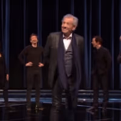 STAGE TUBE: David Tennant, Ian McKellen, Benedict Cumberbatch, Tim Minchin, and More Dissect HAMLET's Most Iconic Line