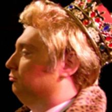 BWW Review: Schmeater's TRUMP THE KING Mimics Current Political Events a Bit Too Much