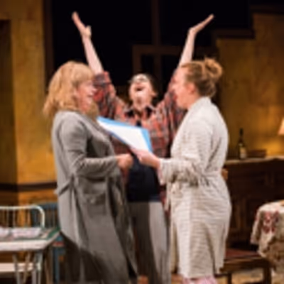 BWW Review: SORRY: An Unfortunate Title for Third Installment of APPLE FAMILY PLAYS