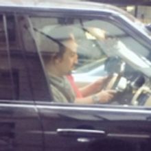 PHOTO: Lin-Manuel Miranda Films HAMILTON Carpool Karaoke for 'JAMES CORDEN'?