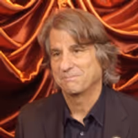 Tony Awards Close-Up: What Keeps the SHE LOVES ME Set Moving? Scenic Designer David… Video