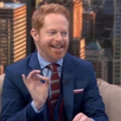 VIDEO: FULLY COMMITTED's Jesse Tyler Ferguson Takes On 'Modern Family' Characters