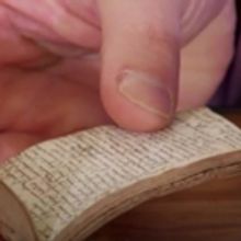 Notebook Written by 17th-Century Shakespeare Scholar Shocks Antiques Roadshow Expert