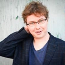 Maxamoo Releases Special Podcast Interview with Playwrght Mac Rogers