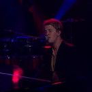 VIDEO: Tom Odell Performs 'Magnetised' on LATE LATE SHOW