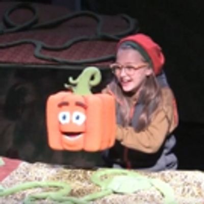 STAGE TUBE: Scenes from SPOOKLEY THE SQUARE PUMPKIN, Opening Tonight at Stages Theatre Company!