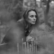 Singer-Songwriter Sophie Auster Plays the Billboard Lounge at Barclays Center Tonight