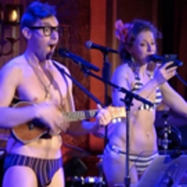 VIDEO: AMELIE and WAR PAINT Get Feedback When The Skivvies Improv a Song from Audience Member's Text Messages - Cabaret Theater Video