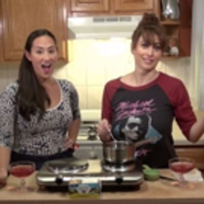 TV Exclusive: BACKSTAGE BITE with Katie Lynch and MATILDA's Lesli Margherita!