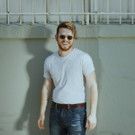 Aussie R&B Artist Sam Fischer Drops Sultry 'Lean' Video Today