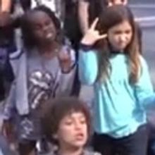 STAGE TUBE: Alex Brightman and SCHOOL OF ROCK Kids Take It To The Street