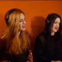 VIDEO: Former Elphabas Jackie Burns, Teal Wicks, and Carrie Manolakos Unite to… Video