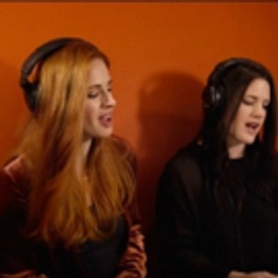 VIDEO: Former Elphabas Jackie Burns, Teal Wicks, and Carrie Manolakos Unite to Support Arts for Autism