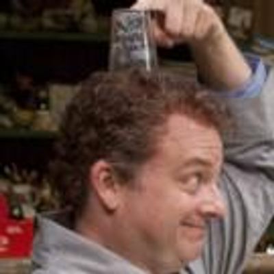BWW Reviews: The Alley Theatre Puts A Fabulous Finish On A Great Season With THE FOREIGNER