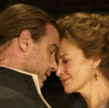 BWW Review: Janet McTeer and Liev Schreiber Star In Visually Gorgeous and Emotionally Stark LES LIAISONS DANGEREUSES