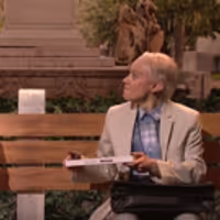 STAGE TUBE: Run, Jeffy, Run! SNL and Kate McKinnon Take on Jeff Sessions with… Video