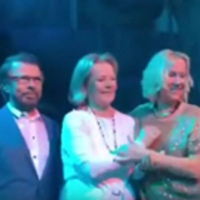 VIDEO: Original ABBA Members Reunite for Premiere of MAMMA MIA-Inspired Restaurant