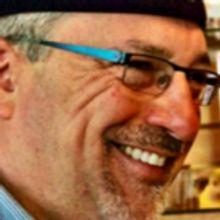 Is Seattle Theatre Critic Selling Press Comps On Craig's List?