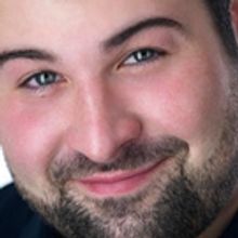 Aaron Fried Channels His Inner Lion in THE WIZARD OF OZ