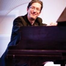 Da Camera Presents Rising International Star Pianist Llyr Williams At The Menil Colle