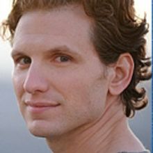 Sebastian Arcelus & Josey Roberts to Join Charlie Pollock at The Woodland in Maplewoo