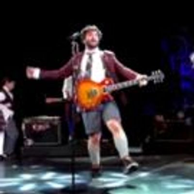TV: I Pledge Allegiance to the Band! Check Out Alex Brightman & Company in SCHOOL OF ROCK at the Gramercy!