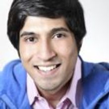 Alingon Mitra Headlines Comix at Foxwoods This Week