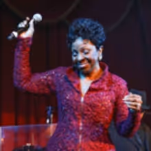 Photo Coverage: Gladys Knight performs at LIFE's 'Lady in Red Gala'