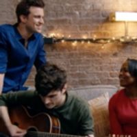 STAGE TUBE: Gavin Creel, Leslie Odom Jr., Carolee Carmello & More Spread Holiday… Video
