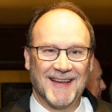 Raue Center Celebrates the Arts with Successful Stargazers Ball