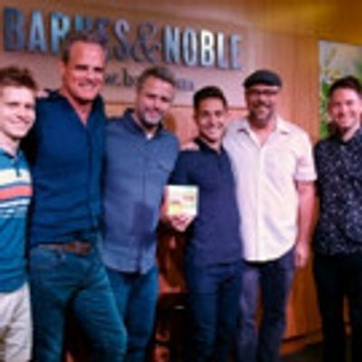 Photo Flash: Andrew Keenan-Bolger, Miller &amp; Tysen and More Sign TUCK EVERLASTING Album at Barnes &amp; Noble