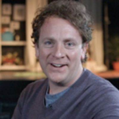 TV: Go Backstage with BRIGHT COLORS AND BOLD PATTERNS' Drew Droege and Michael Urie; Plus Highlights!
