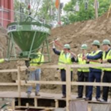 Photo Flash: Cincinnati Shakespeare Makes Big Announcement at 'First Pour' Event