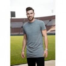NFL Superstar Travis Kelce Set for CATCHING KELCE on E!, Today