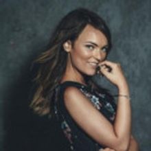 Abi's Lyric Video for Original Song 'Put A Bow On It' Premieres on J-14
