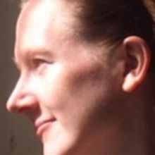 Sarah Ruhl's Mother Kathleen Ruhl to Star in Chicago Premiere of FOR PETER PAN ON HER