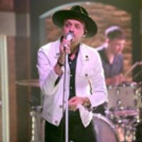 VIDEO: Paper Route Make National TV Debut Performing 'Balconies' on LATE NIGHT Video