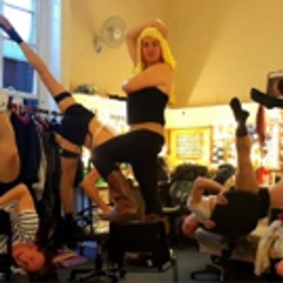 Photo Flash: AVENUE Q, CHARLIE AND THE CHOCOLATE FACTORY, and More Take Saturday Intermission Pics!