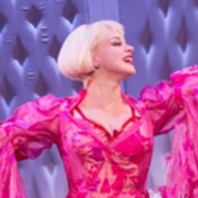 BWW Review: BULLETS OVER BROADWAY Goes Great Guns at The Memphis Orpheum